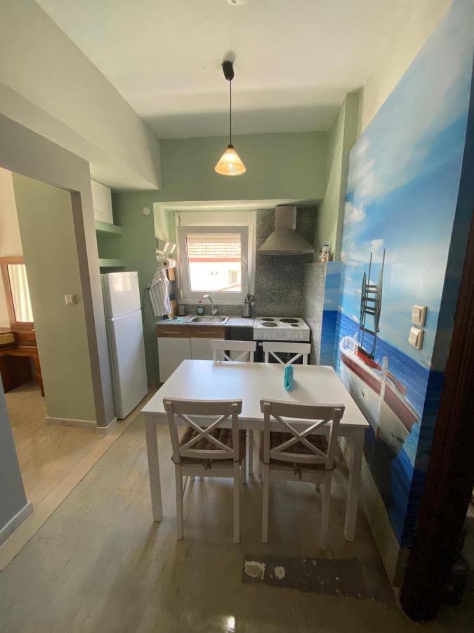 Maki Apartment