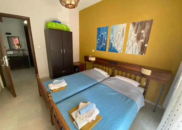 Maki Apartment